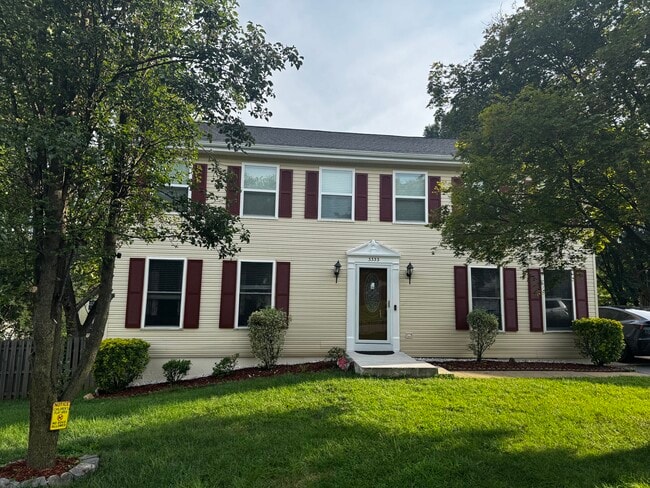 Building Photo - 3333 Pickwick Ln