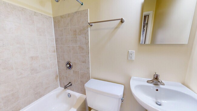 Interior Photo - Arbor Park of Alexandria