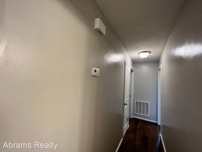 Building Photo - 4 br, 2 bath House - 6845 Cedarwood Court