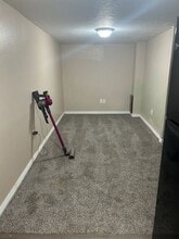 Building Photo - 42 S 400 E