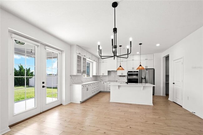 Foto del edificio - 5005 Golden River Ln