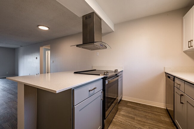 Building Photo - 1202 Pearl