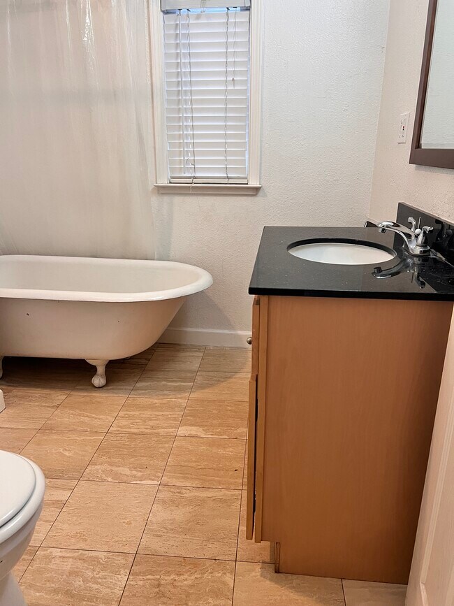 Foto del edificio - 144 San Lorenzo Ave