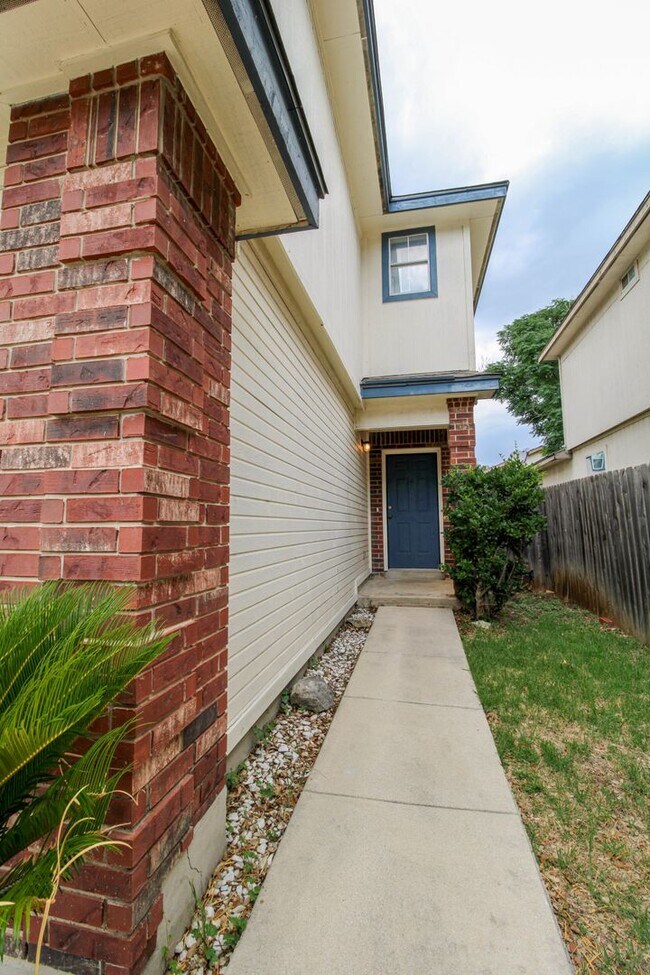 Foto del edificio - 9331 Gillcross Way
