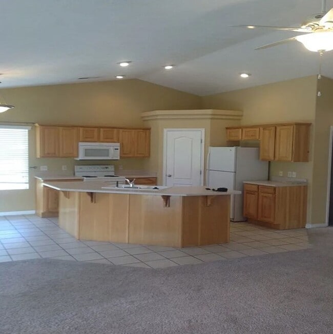 Building Photo - 3598 Red Butte Dr
