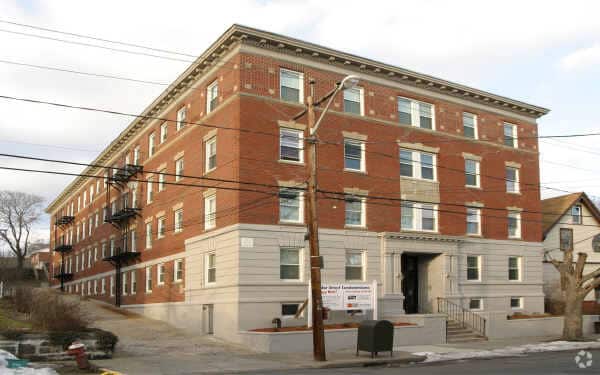 Building Photo - 35-35A Tudor St