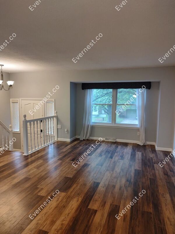 Building Photo - 2917 NW Bristol Ct