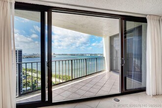 Building Photo - 5420 N Ocean Dr