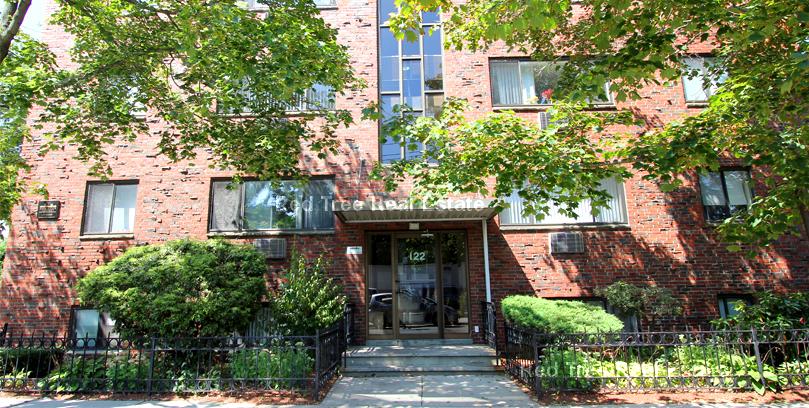 Foto del edificio - 122 Dustin St