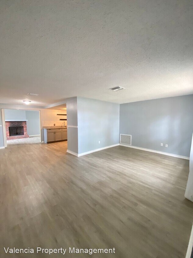 Primary Photo - 3 br, 2 bath House - 6310 Seabreeze Dr.