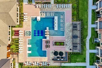 Building Photo - Lakeview at the Gates of Prosper