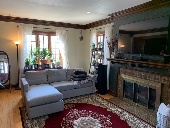 Building Photo - 155 Summer St