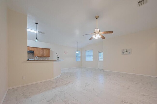Building Photo - 17115 Sperry Landing Dr