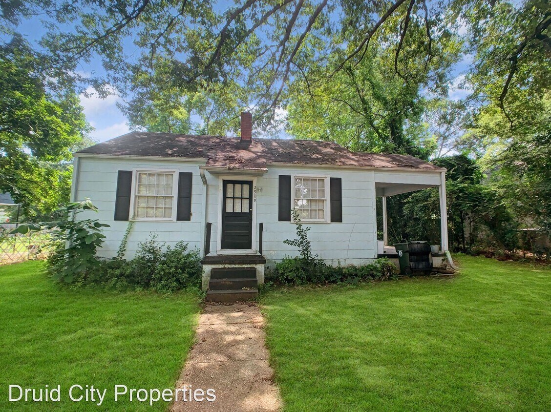 2 br, 1 bath House 2909 2nd Ave E House Rental in Tuscaloosa, AL