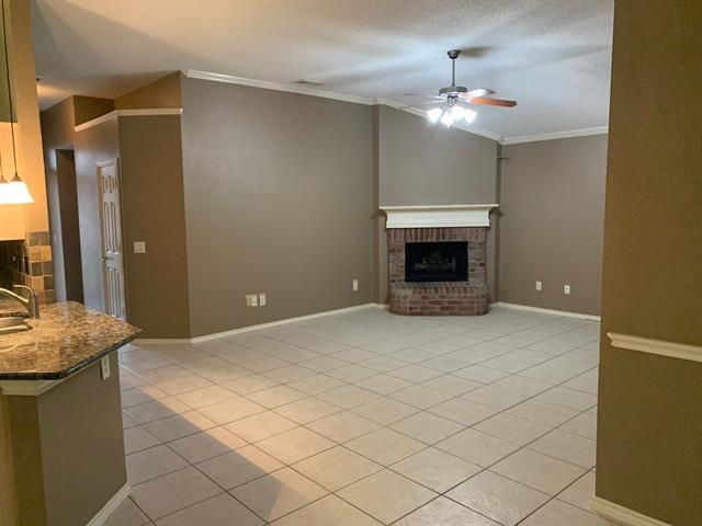 Foto del edificio - 2805 Hawthorne Ln