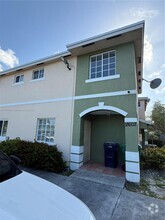 Building Photo - 18602 SW 100th Ave