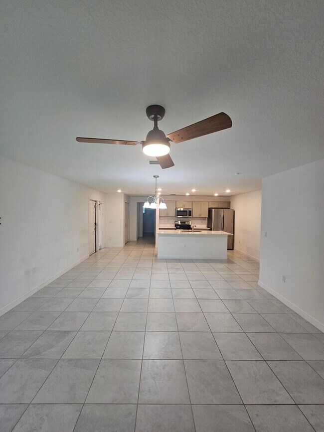 Building Photo - 6765 Broadwater Ln