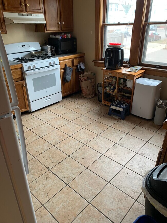 Foto del edificio - 1628 Dayton Ave