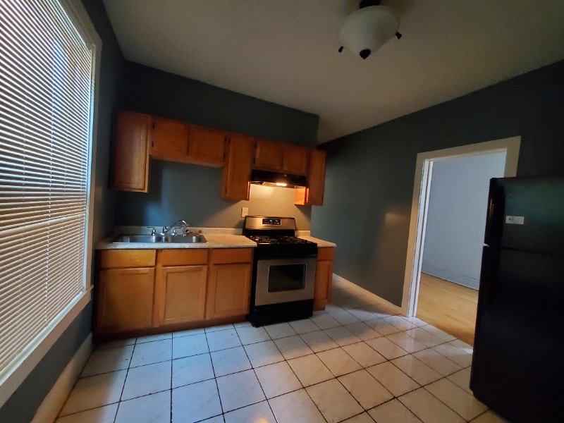 Photo - 3418 W Armitage Ave (Chicago, IL)