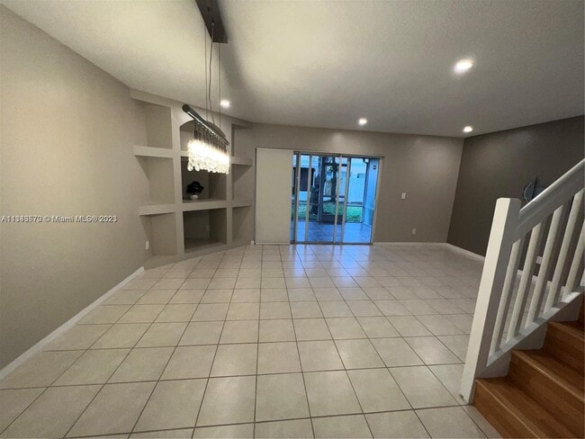 Building Photo - 817 NW 208th Dr