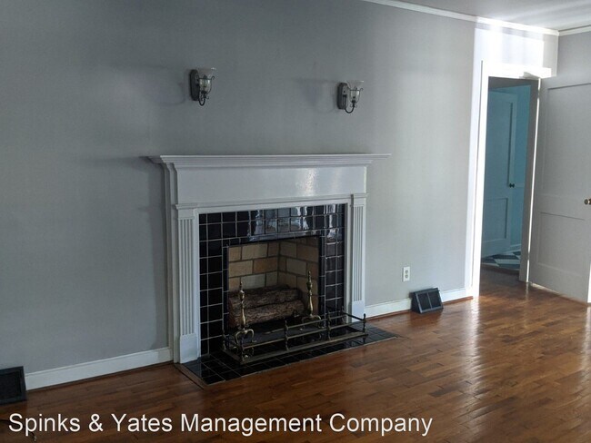 Building Photo - 3 br, 2 bath House - 412 College Ave.