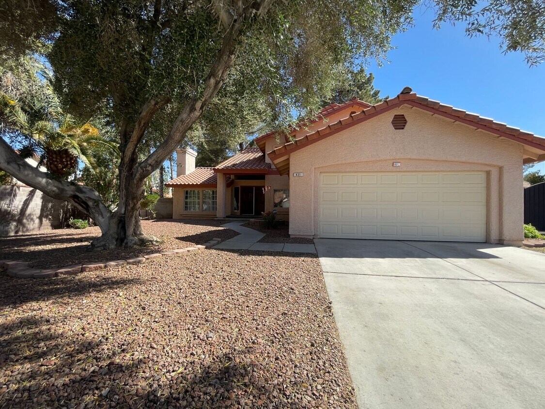 Foto principal - 431 Ackerman Ln