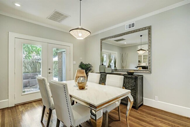 Foto del edificio - 1912 Lexington St