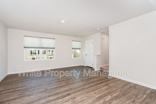 Foto del edificio - 929 Taybyn Rd