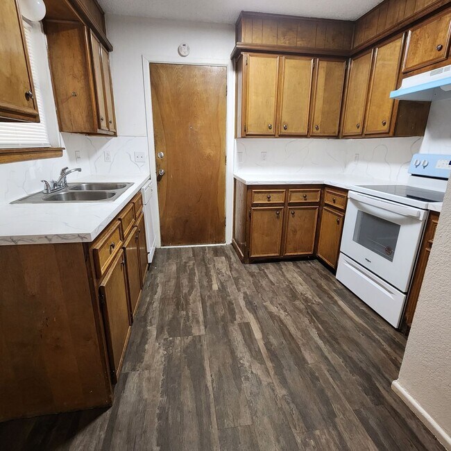 Foto del edificio - 1303 80th St