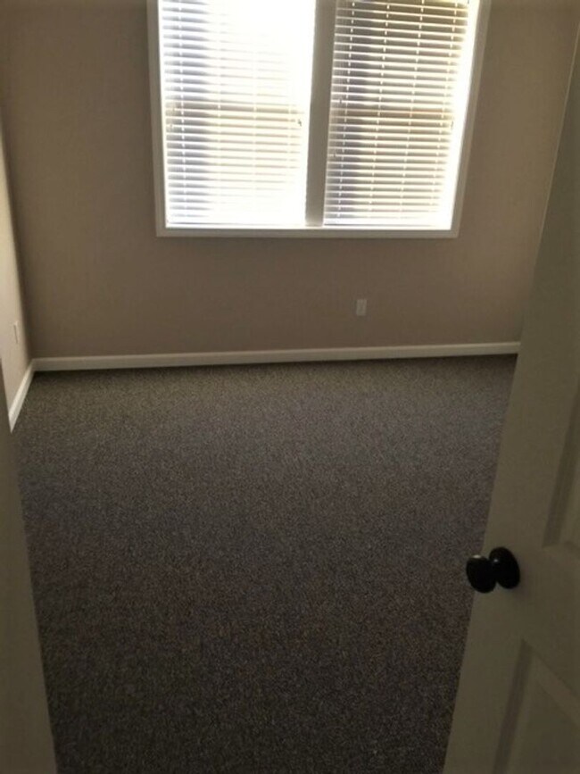 Foto del edificio - 5bed/3.5 bath Home