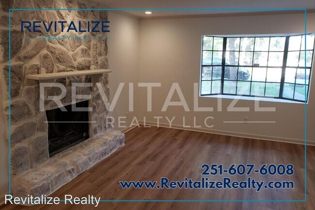 Building Photo - 4 br, 2 bath House - 2020 Lebaron Dr W