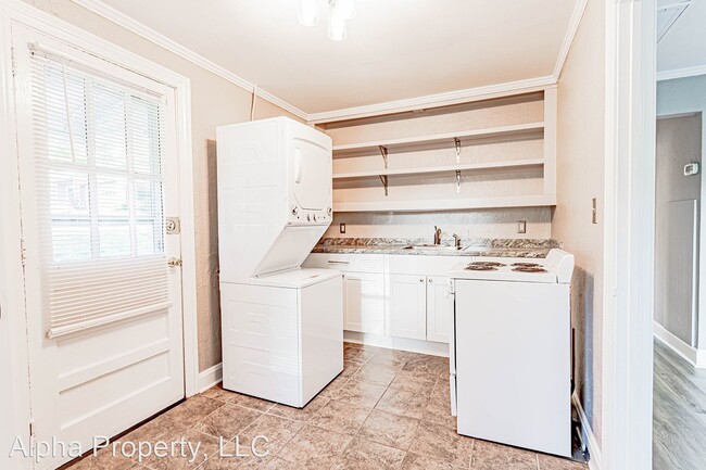 Building Photo - 2 br, 1 bath House - 610 B Bennett St