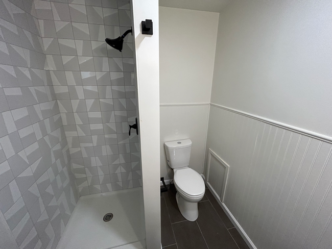 Foto del edificio - 755 E 104th St