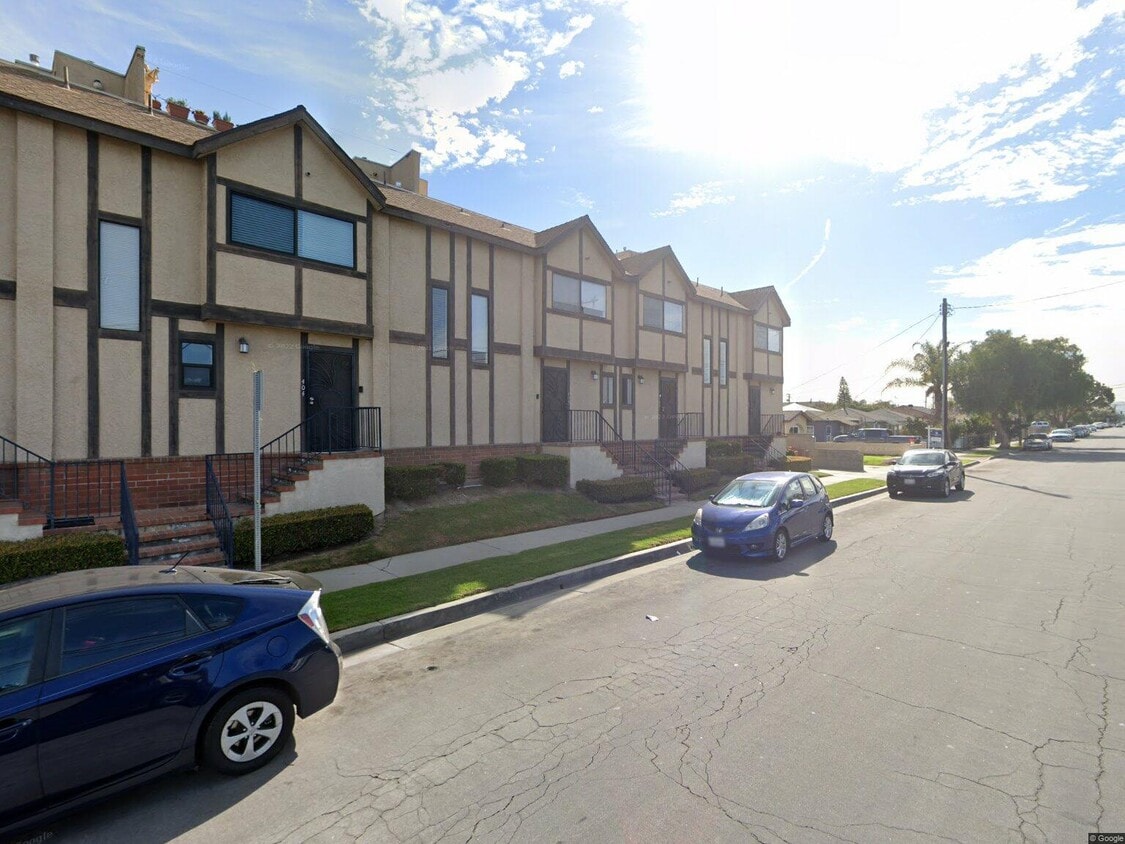 4176 W 147th St Unit 403, Lawndale, CA 90260 Condo for Rent in