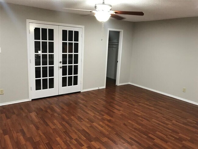 Building Photo - 13607 Sunswept Way