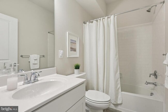 Building Photo - 238 Narrowleaf Way