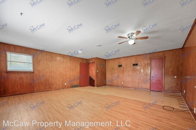 Building Photo - 3 br, 2 bath House - 6212 Warrington Pl.