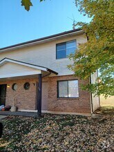 Building Photo - 105 Swan Dr