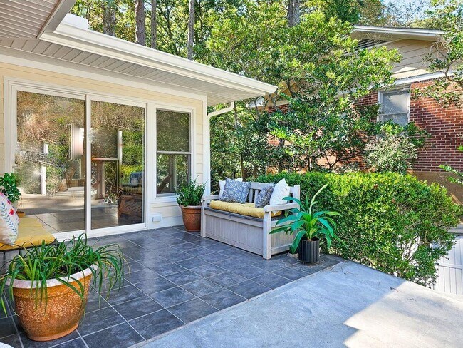 Foto del edificio - 1125 Willivee Dr