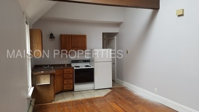 Building Photo - 287 Meigs St