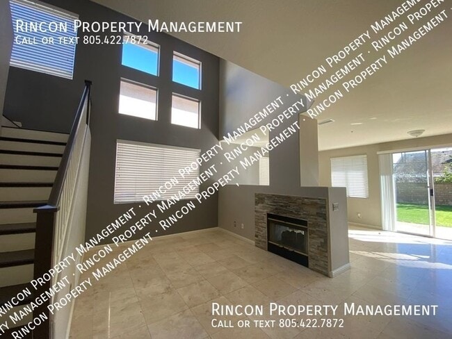 Building Photo - 2124 Avila Pl