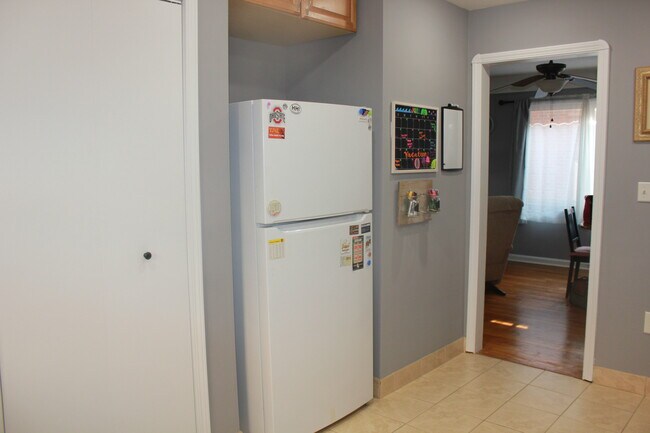 Foto del edificio - 5606 Warwick Dr