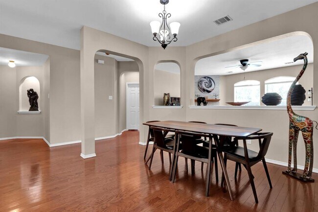 Building Photo - 3339 Rod Carew Dr