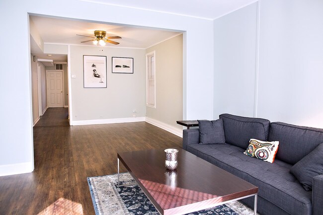 Foto del edificio - 3350 W Cuyler Ave