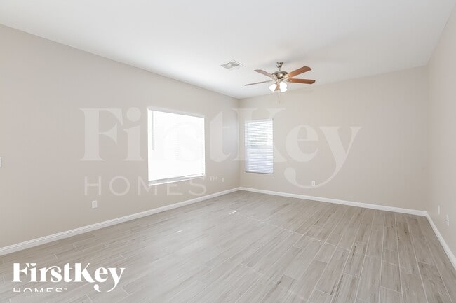 Foto del edificio - 1669 Shifting Winds St