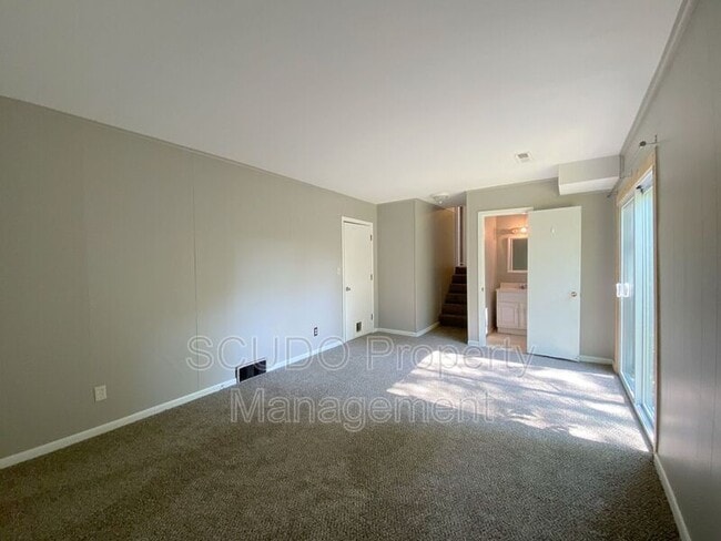 Building Photo - 8921 W 98th Terrace