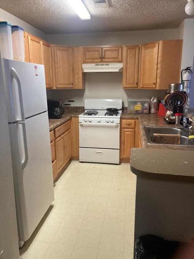 Primary Photo - 323 Edpas Rd