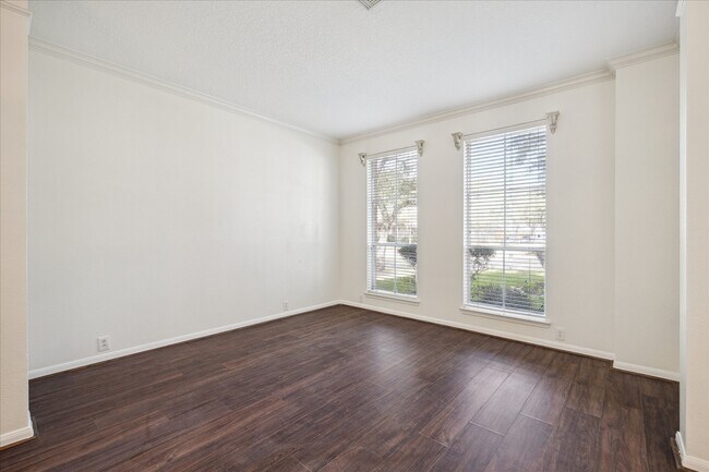 Foto del edificio - 12831 Dove Point Ln