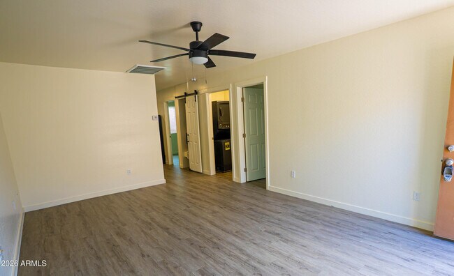 Foto del edificio - 15108 S Moon Valley Rd