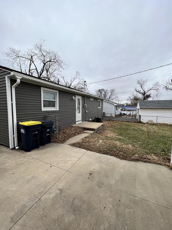 Building Photo - 303 8th Ave